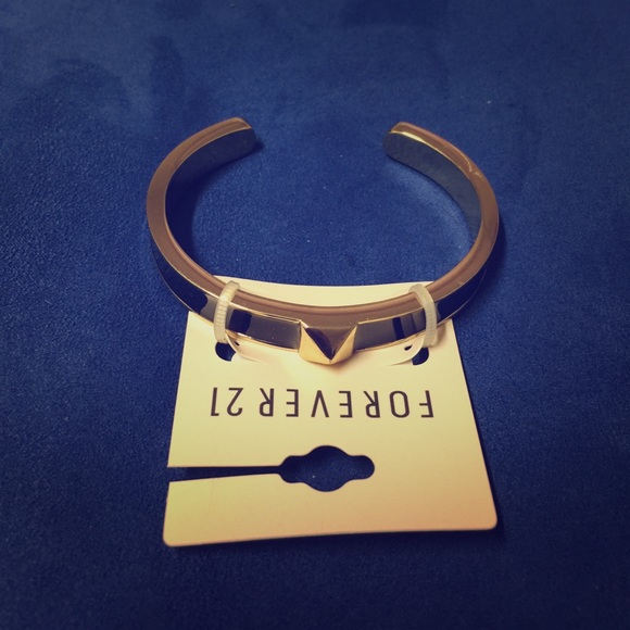 Bracelet Brand New Forever 21 - Picture 1 of 2