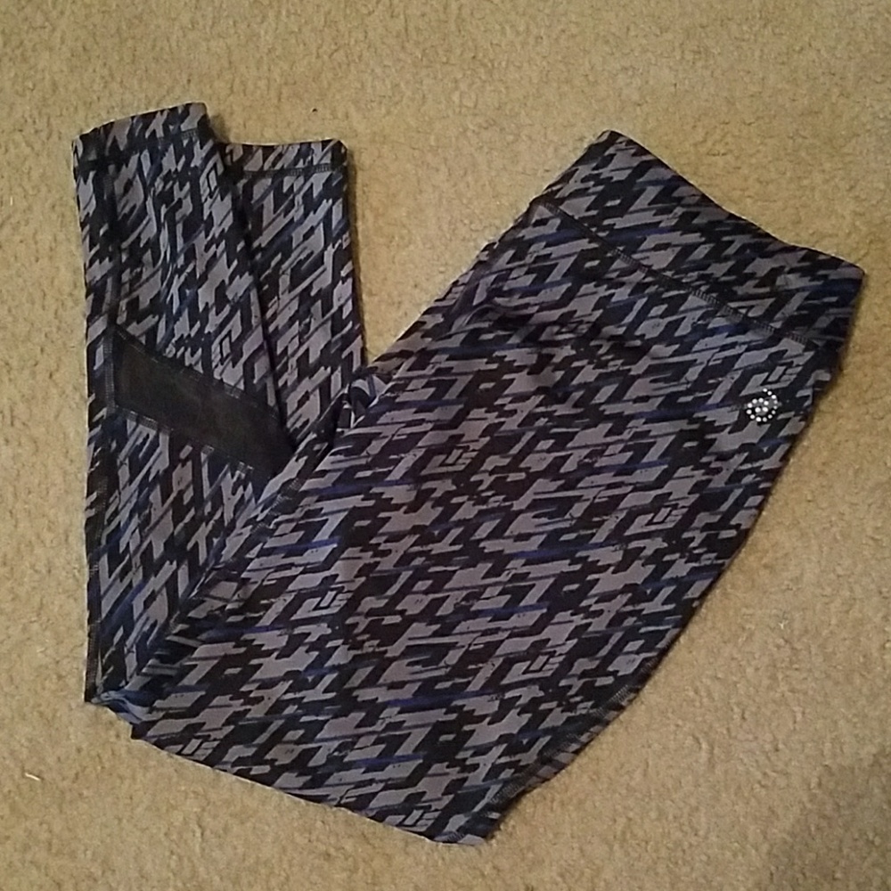 Nice Athletic pants! Like new