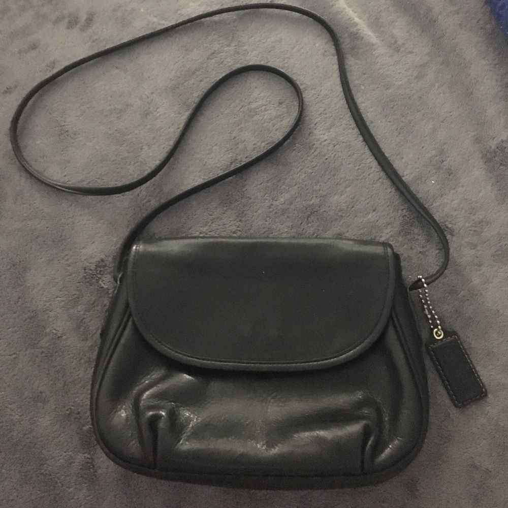 Vintage Coach crossbody bag