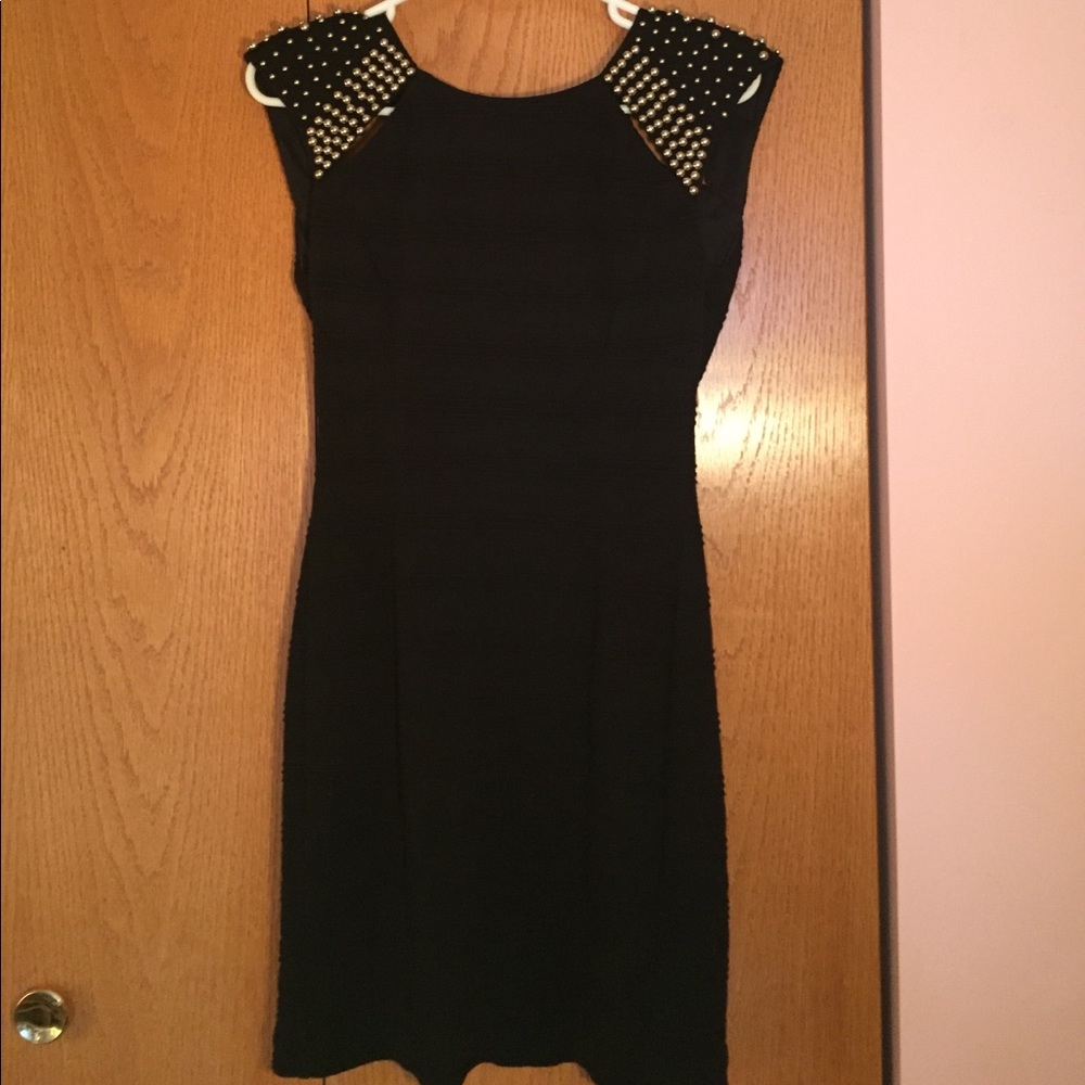 Fitted black dress