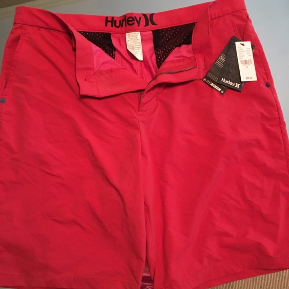 Men's Hurley Nike Dri Fit SZ 36 NWT