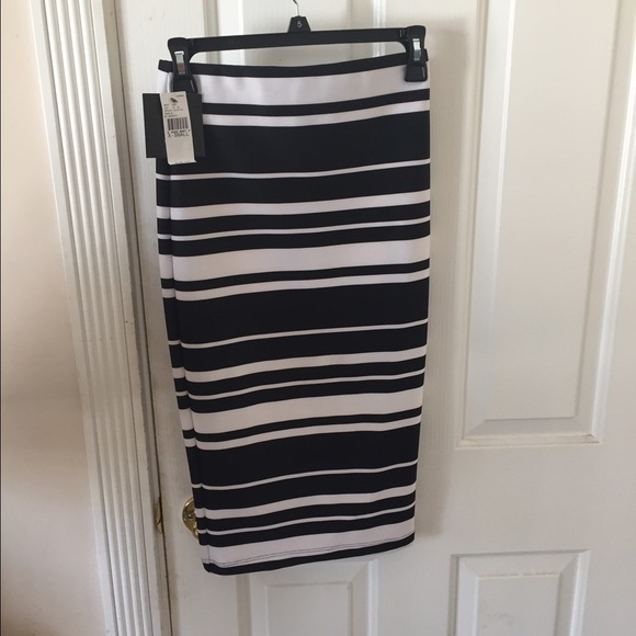 iZByer black and white striped skirt - Picture 2 of 4