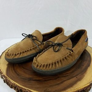 The Magellan Outdoors Men's Moccasin Slippers