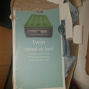 Twin Raised air bed without pump