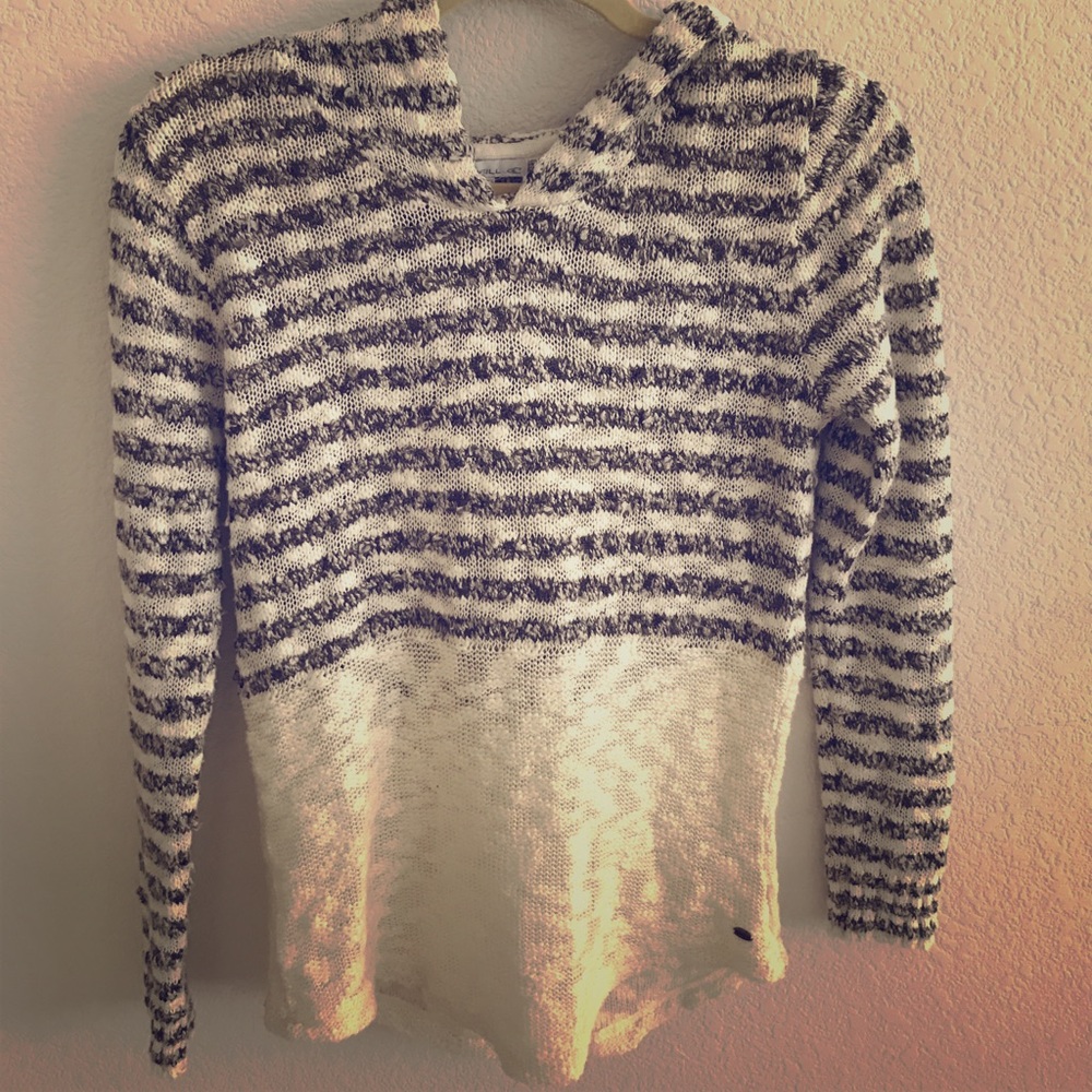 Knitted O'Neill sweater