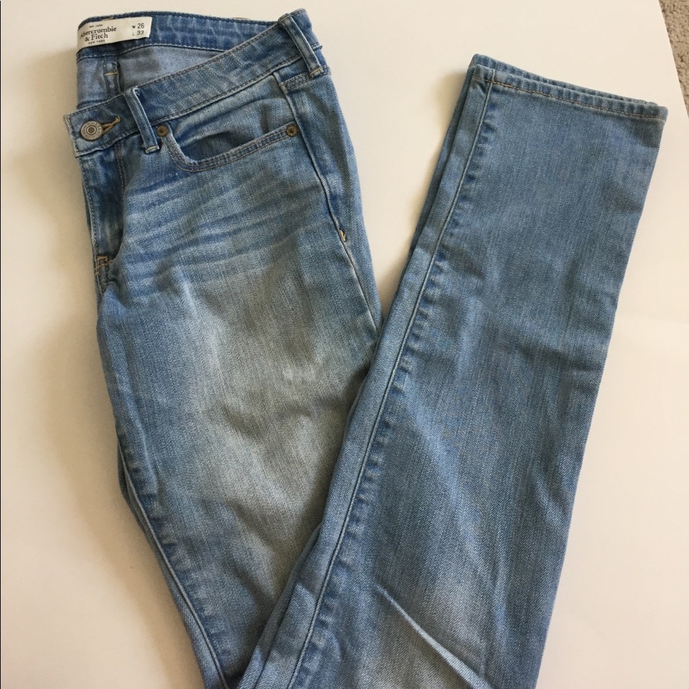 Light Wash Skinny Jeans