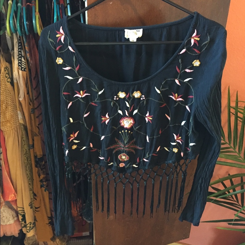 LA Hearts Embroidered Crop Top