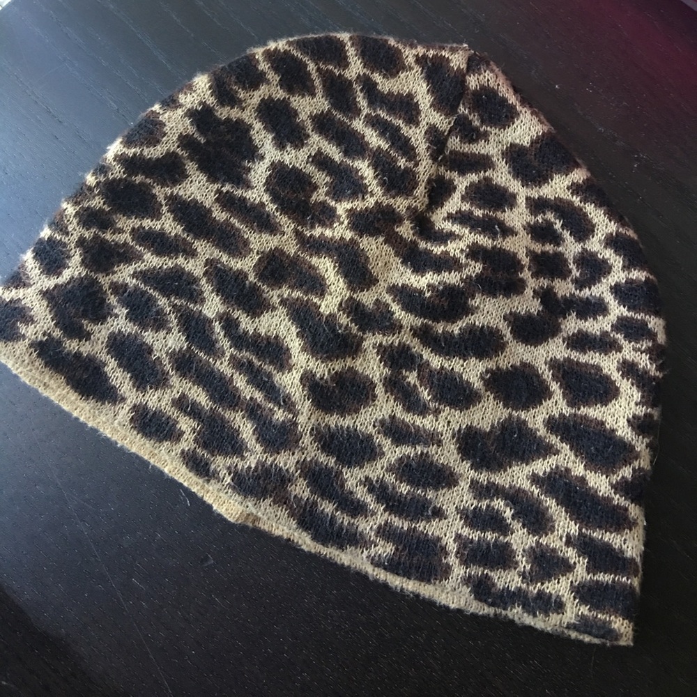 Y2K leopard beanie