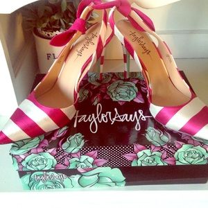 Taylor Says Romantique heels