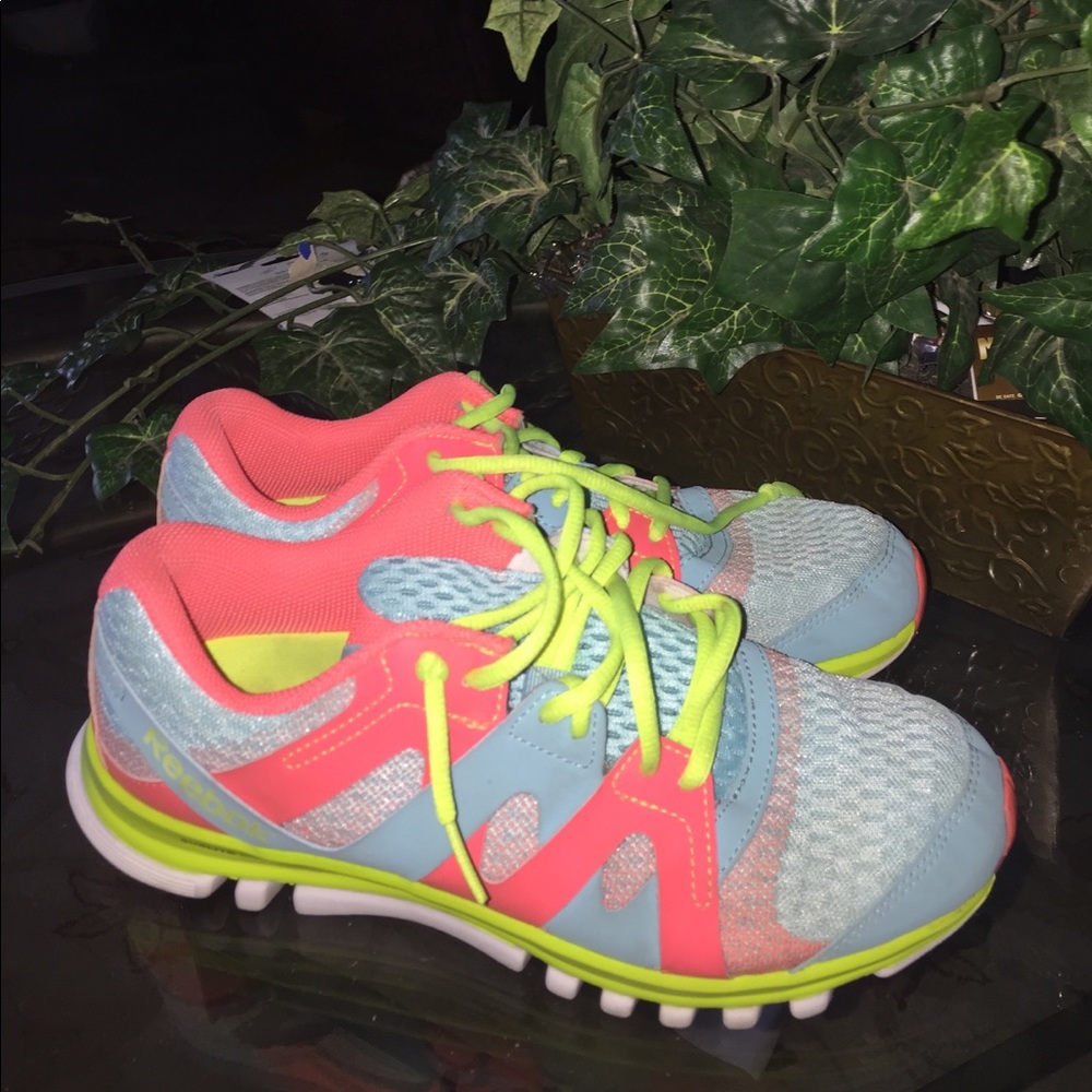 Reebox sublite Duo size 81/2 neon colors
