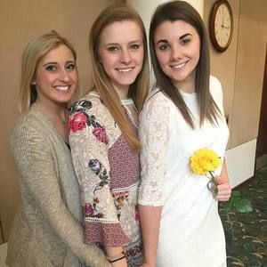 Meet your Posher, Elyse