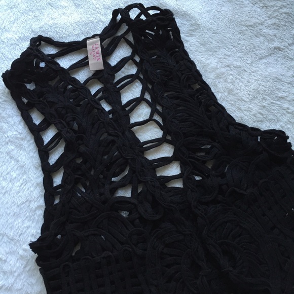 Black lace pattern vest for FESTIVAL season! - Picture 2 of 3