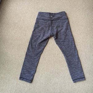 Grey lulu lemon cropped leggings