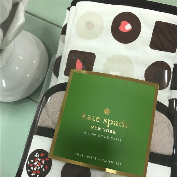 ♠️Kate spade 3 piece kitchen set♠️ - Picture 2 of 4