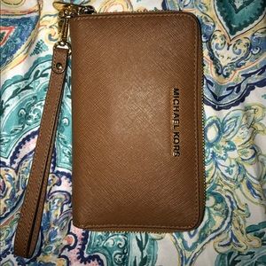 Micheal Kors Wallet