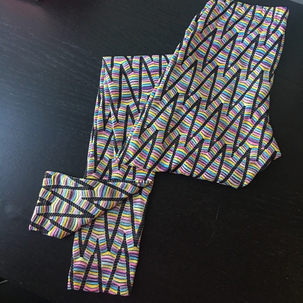 Spring colored leggings