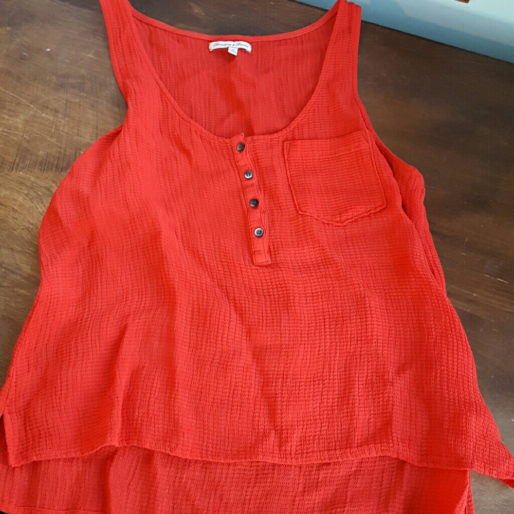 Red tank