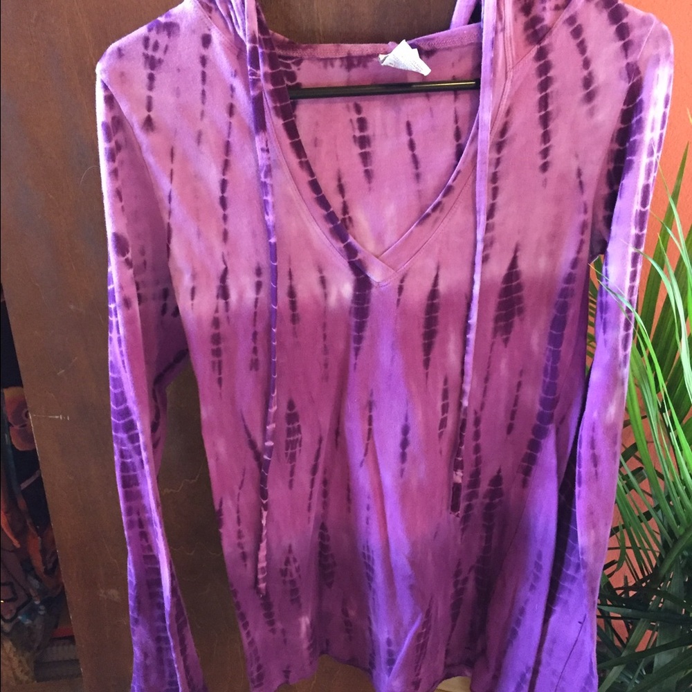 Hooded Tie Dye Ombré Shirt