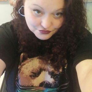 Meet your Posher, Connie