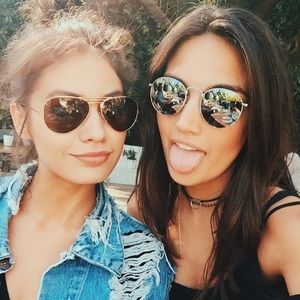 Meet your Posher, Bindi