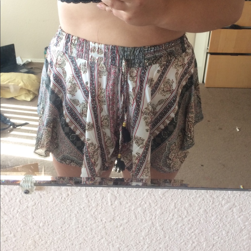 Boohoo Flowy Printed Shorts