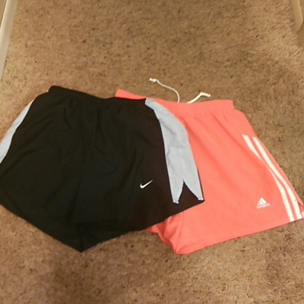 Running shorts