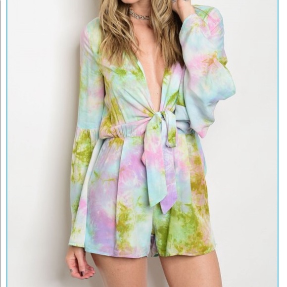 Tie Dye Plunging neckline long sleeve romper Sz S - Picture 5 of 7