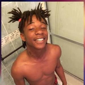 Meet your Posher, Aaron