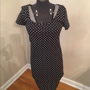 Cap-Sleeved Polka Dot Midi Dress