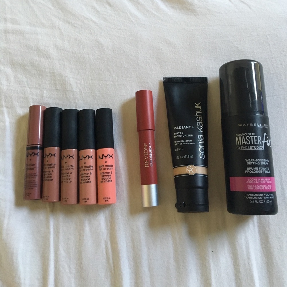 8pc Beauty Bundle-Lipstick, Fndtion, Setting Spray