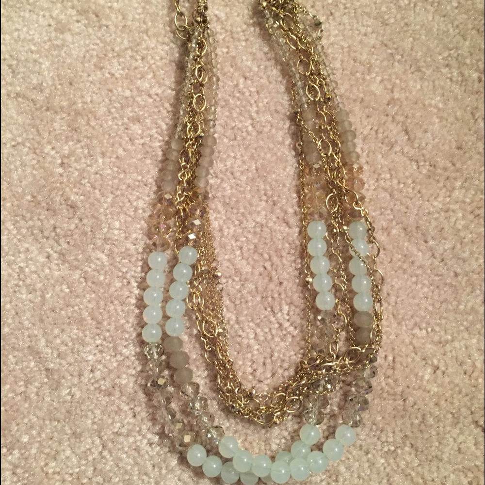 🦩Ann Taylor Blue-Beaded Statement Necklace