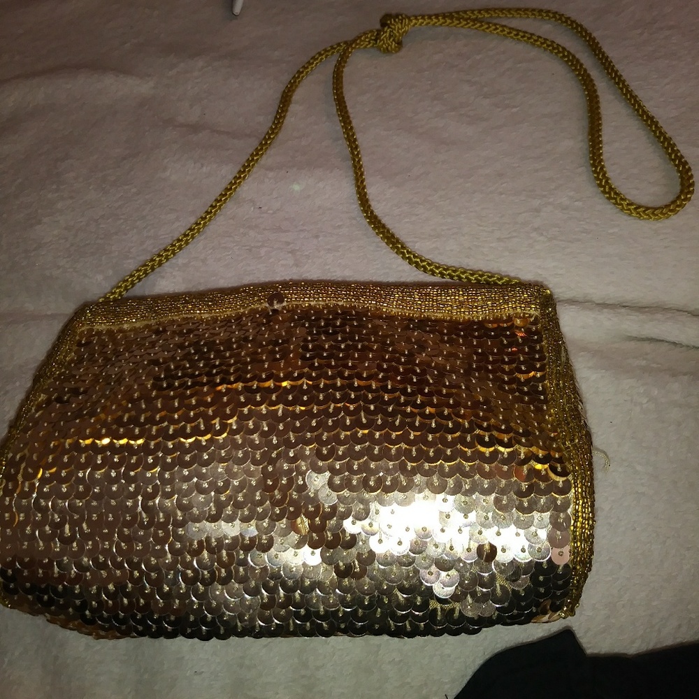 💥SOLD💥 Dolce by Pierre small gold bag