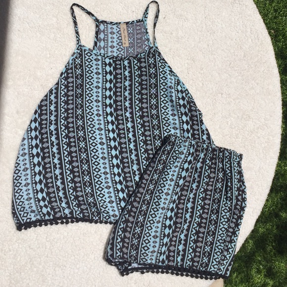 Tops - Two piece set 💙🖤