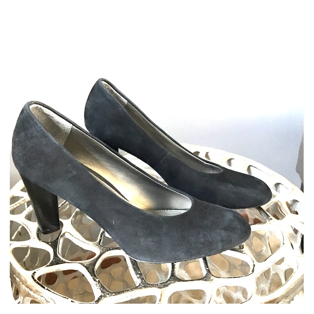 Black Suede Liz Claiborne Pumps w/slip proof sole.