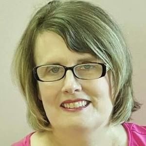 Meet your Posher, Holly