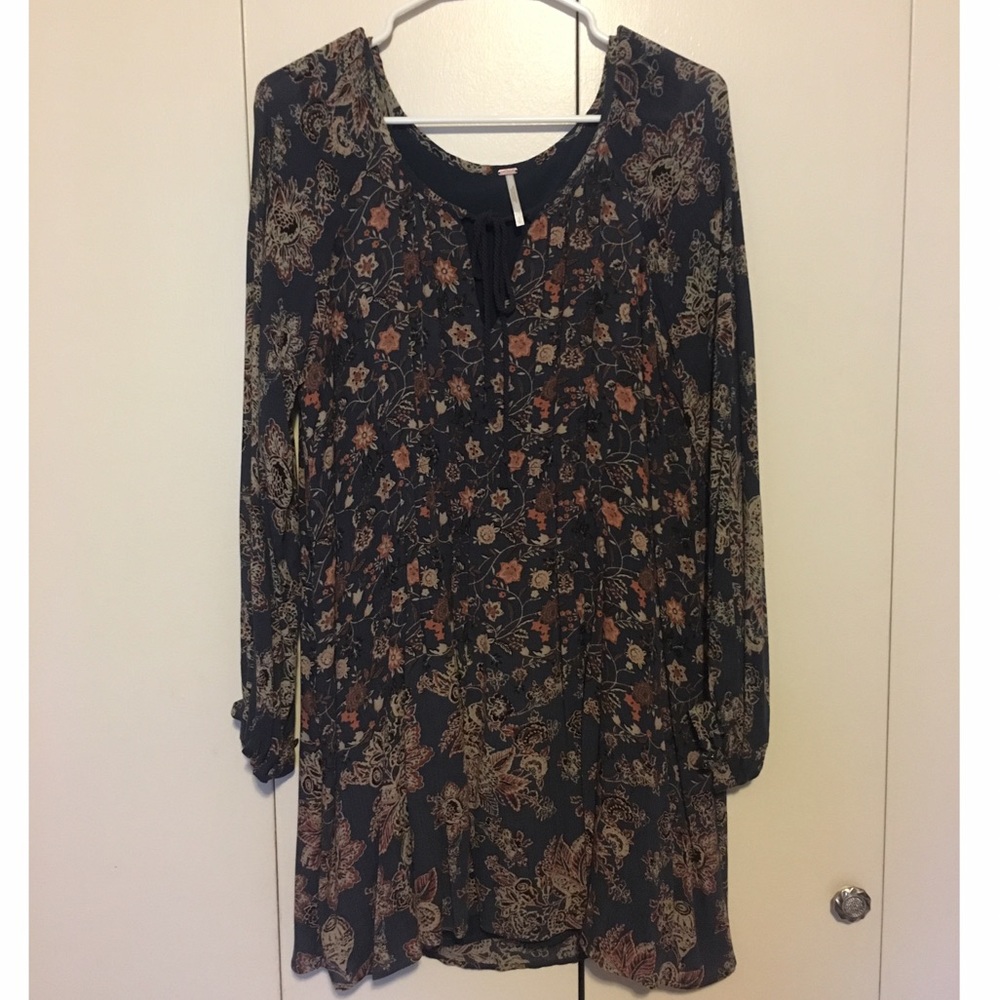 Free People flowy longsleeve dress
