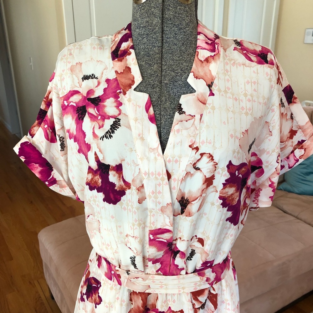LAST ONE: SMALL NWT Floral print dress W/pockets - Picture 2 of 6