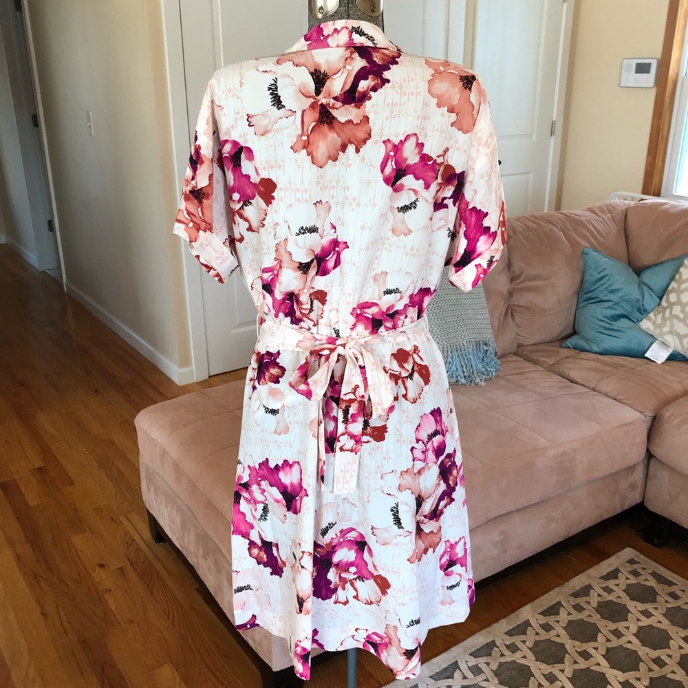 LAST ONE: SMALL NWT Floral print dress W/pockets - Picture 5 of 6