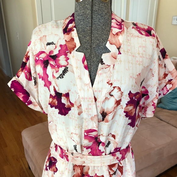 LAST ONE: SMALL NWT Floral print dress W/pockets - Picture 2 of 6