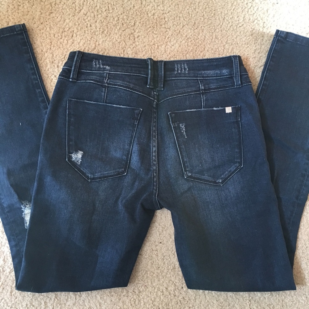 SOLD Bebe distressed/ripped skinny jeans - Picture 2 of 4