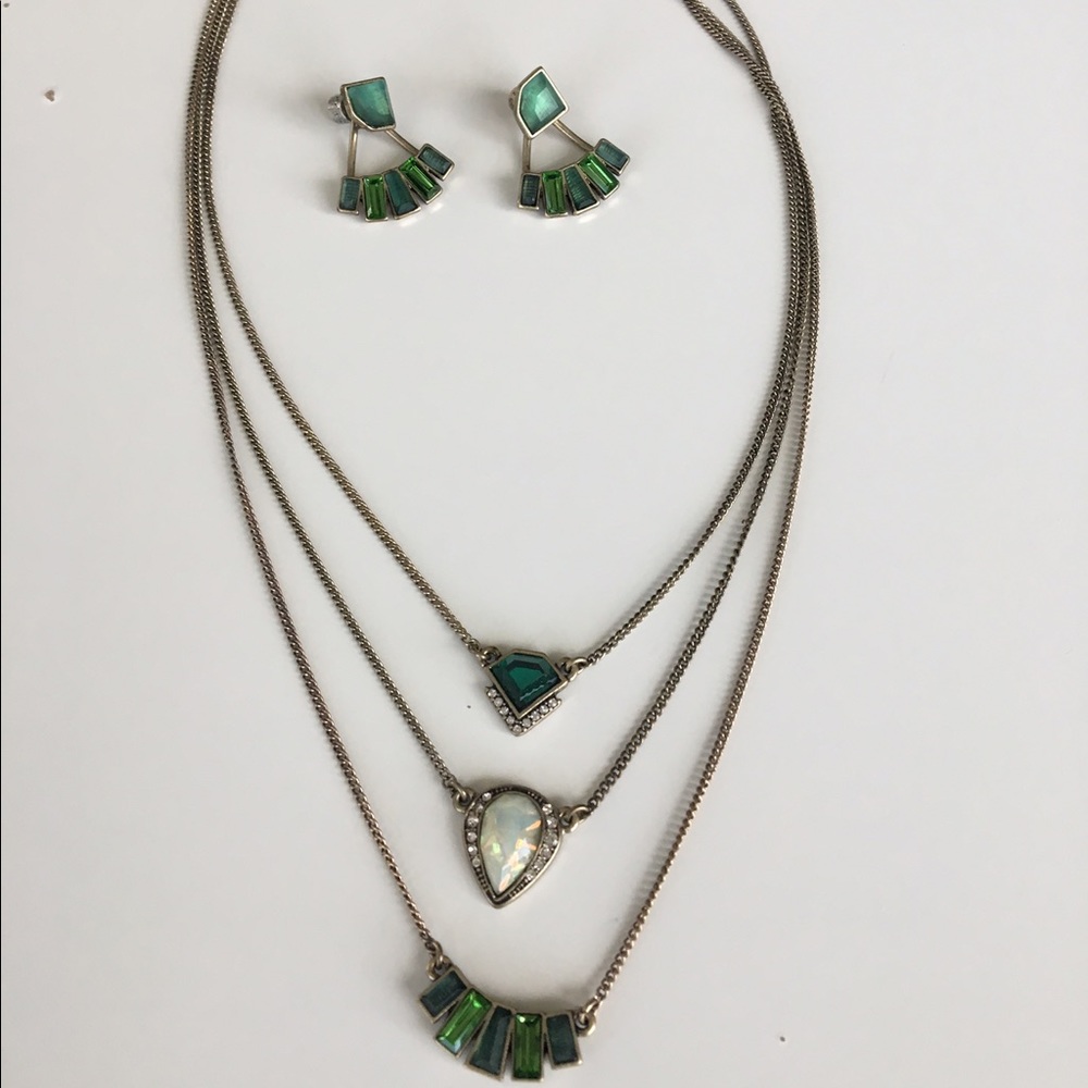 Necklace and earrings set. Chloe and Isabel