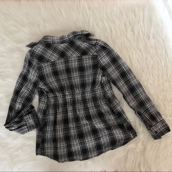 Epic Threads Black and White Girls Shirt - Picture 3 of 4