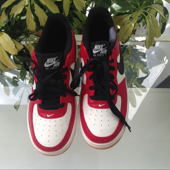 Nike Air Force 1 Premium (GS), size 5Y - Picture 7 of 7