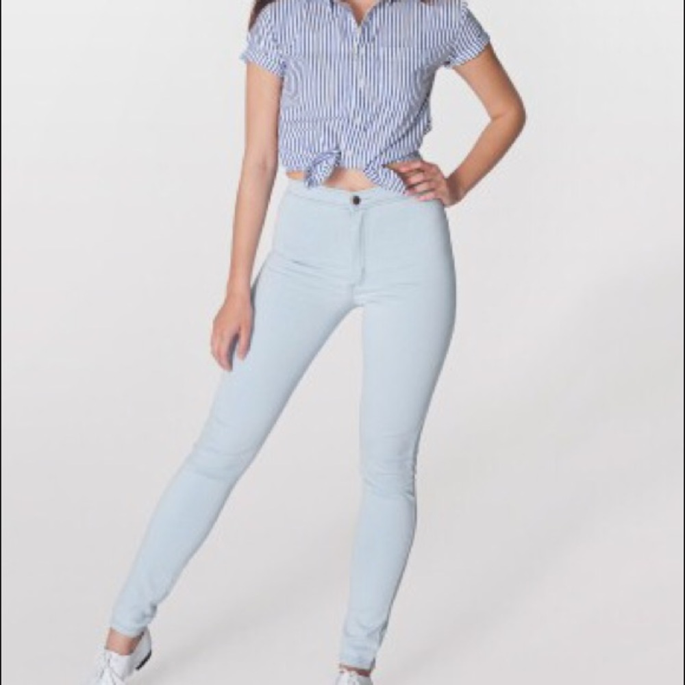 Light wash easy jeans