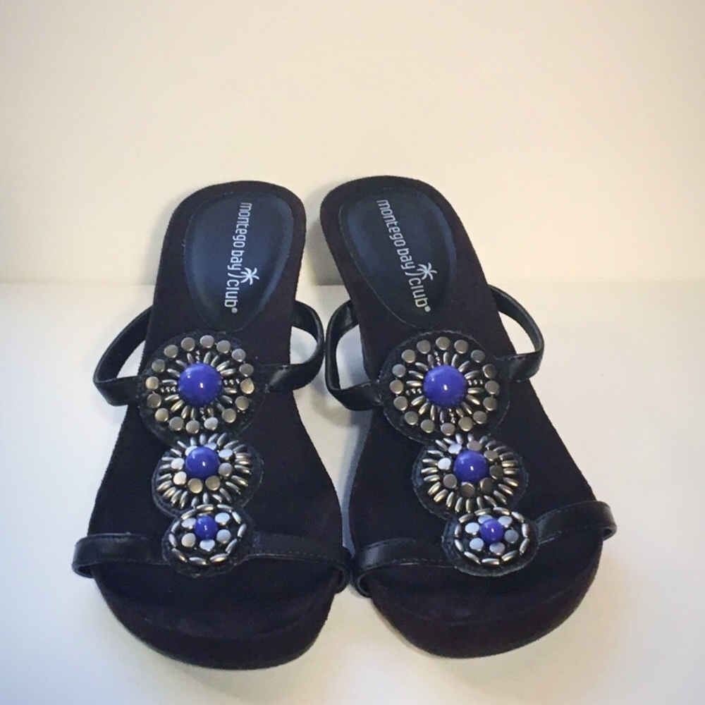 Montego Bay Club wedge sandals size 6.5