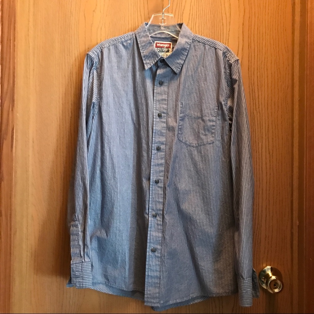 Wrangler men's button up shirt M