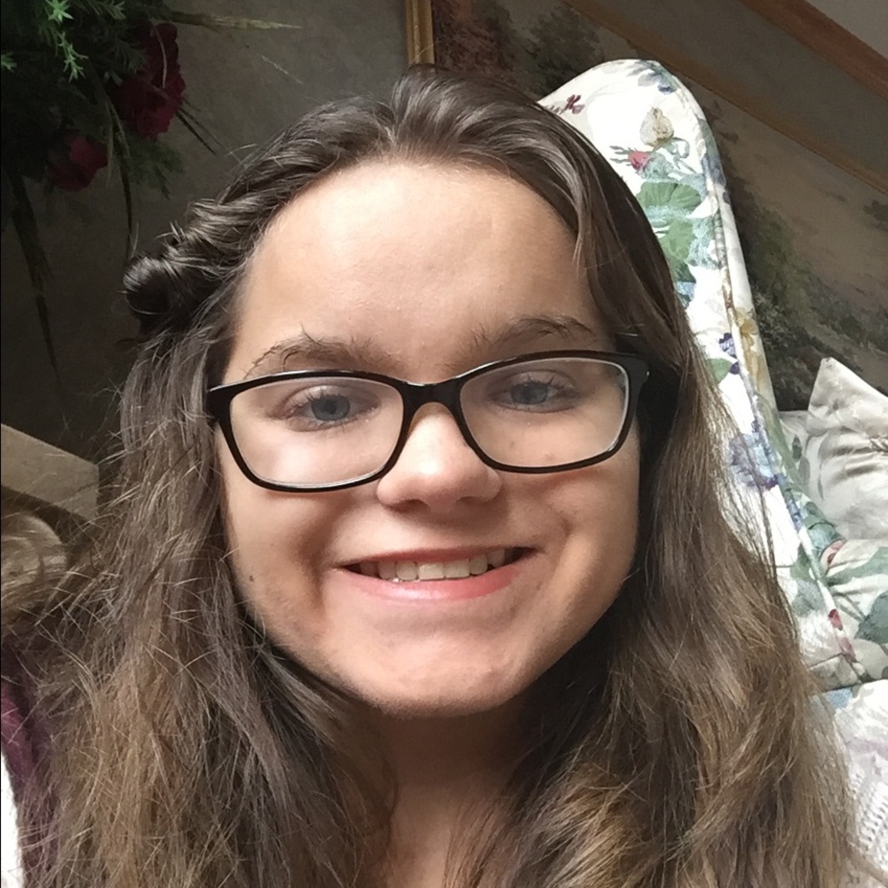 Meet your Posher, Megan