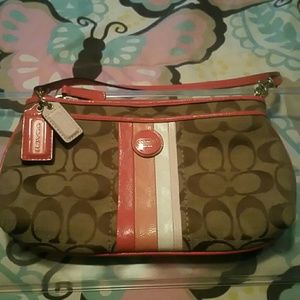 Coach Signature  Logo wristlet