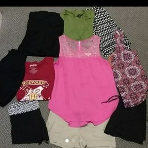 One day only sale $15!!!Summer clothes bundle