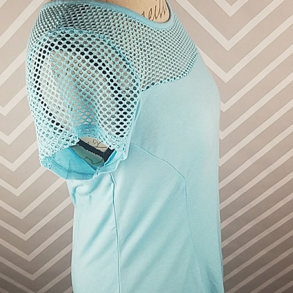 Mesh Work Out Tee - Picture 3 of 5